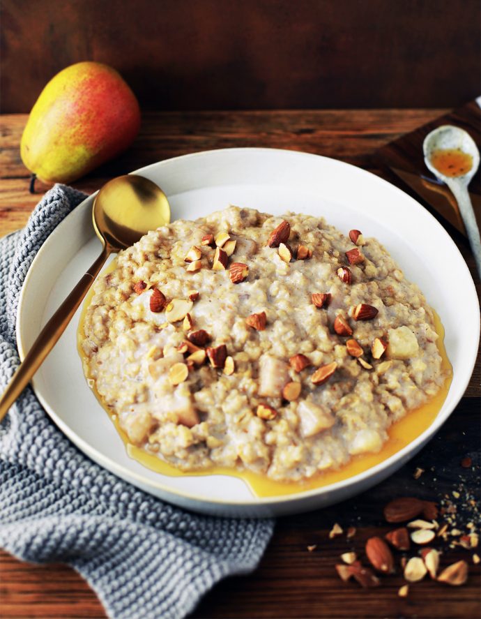 Honey & Spice Baked Porridge with Pears - Food Love Collective